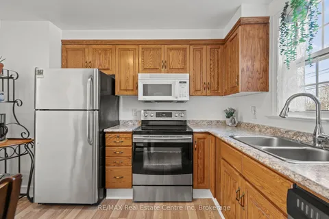 513 Speedvale Avenue, Guelph, ON N1E 1P5