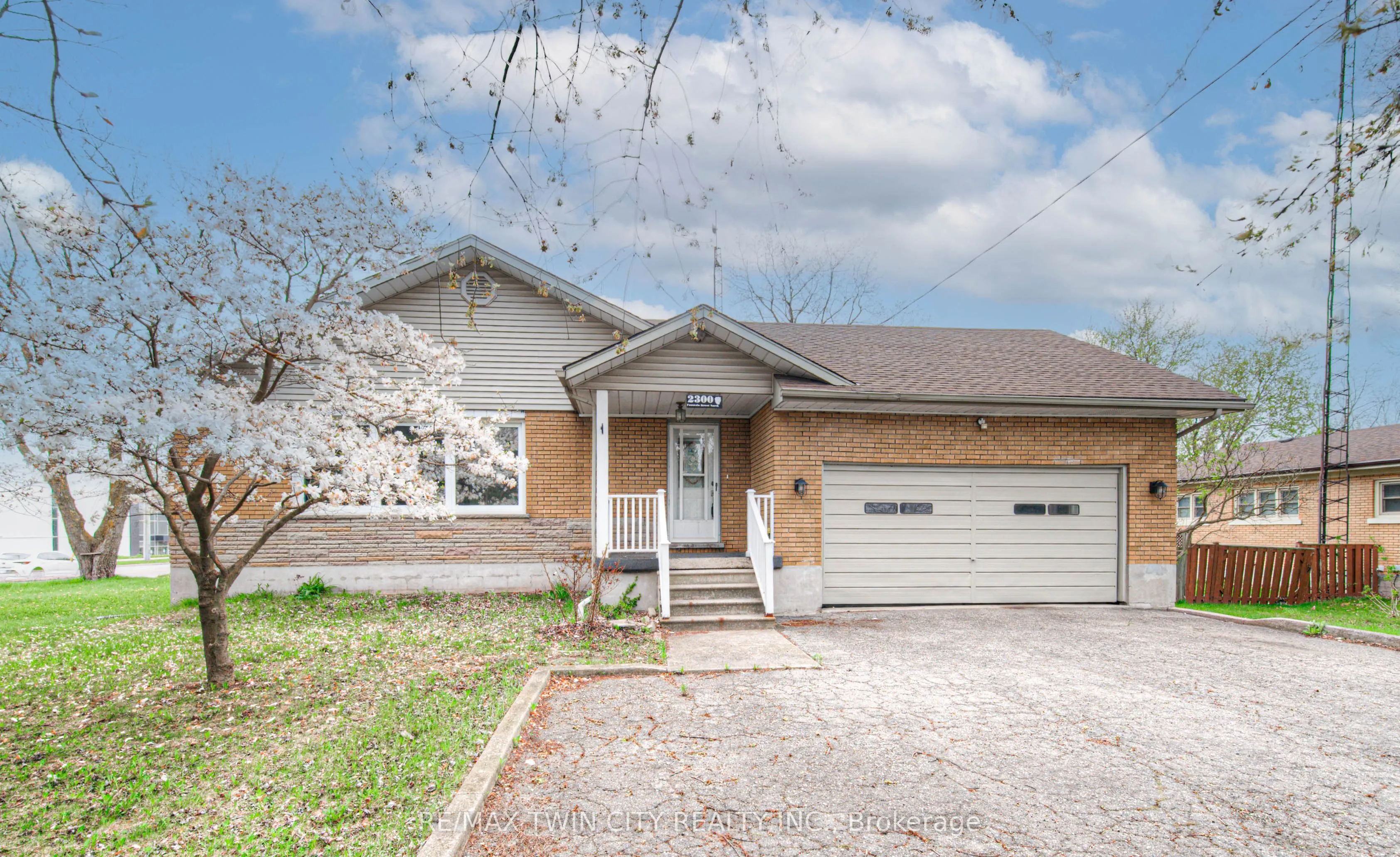 2300 Fountain Street, ON N3H 4R7