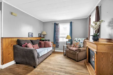 432 Eighth St Street, Cornwall, ON K6H 2T2