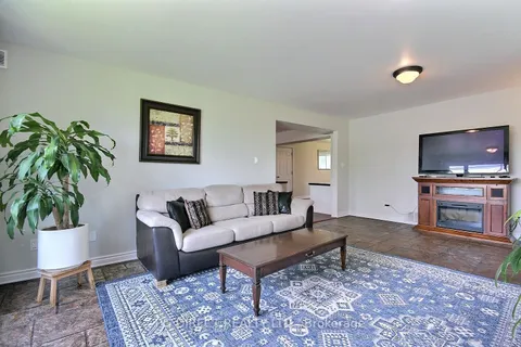 562 County Road 28 N/A, Prince Edward County, ON K8N 4Z7
