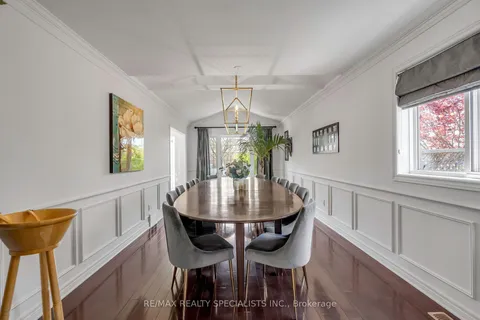 8087 Beaver Glen Drive, Niagara Falls, ON L2H 3K5
