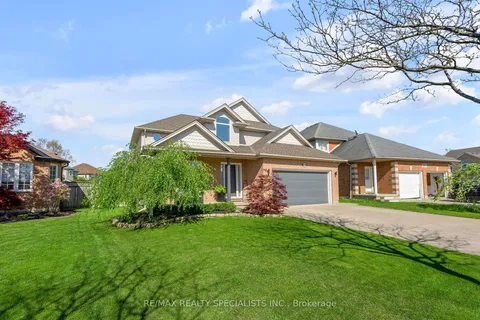 8087 Beaver Glen Drive, Niagara Falls, ON L2H 3K5