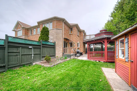 342 Saginaw Parkway, Cambridge, ON N1T 1R8