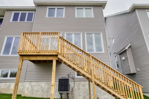446 Buckthorn Avenue, Kingston, ON K7P 0V6