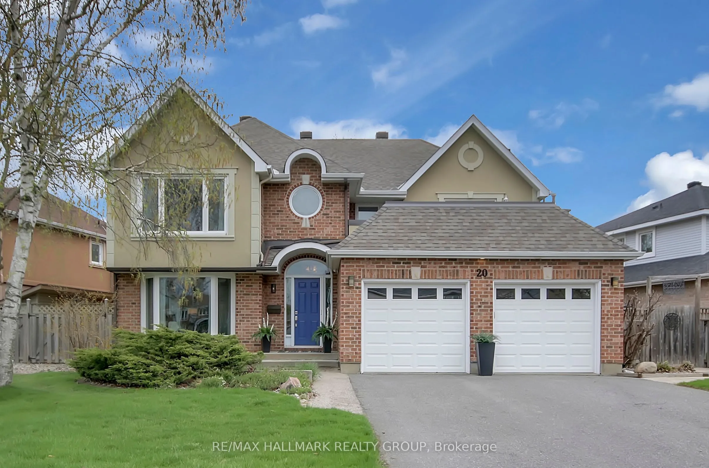 20 Arbuckle Crescent, South of Baseline to Knoxdale, ON K2G 5H1