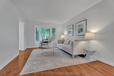 33 Repton Avenue, London North, ON N5X 3G3