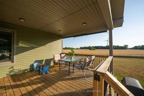 917 Wainfleet Dunnville Road, Wainfleet, ON N0A 1K0