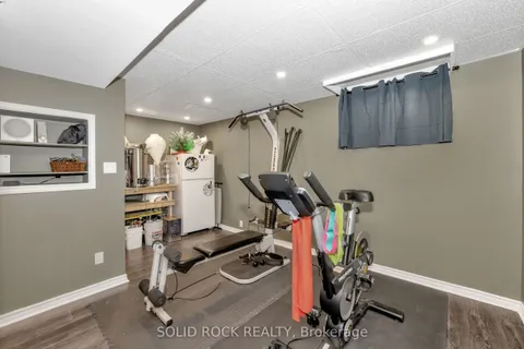 37 Grenadier Way, Barrhaven, ON K2J 4L3