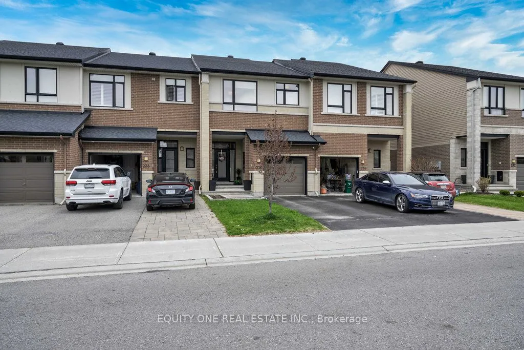 236 Southbridge Street, Blossom Park - Airport and Area, ON K4M 0C5