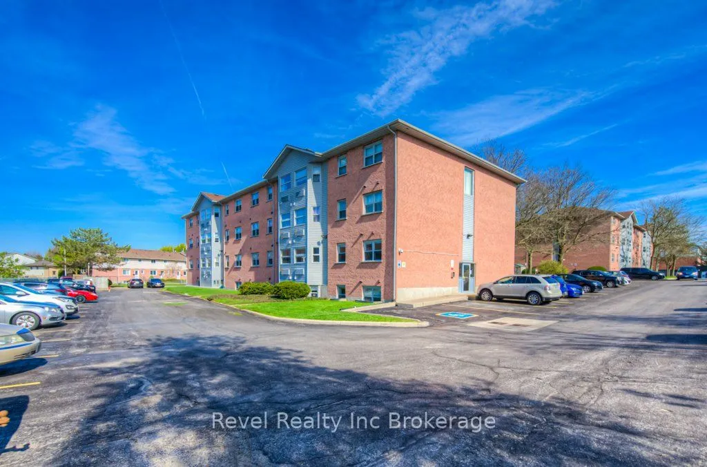 64 Hiawatha Road, Woodstock, ON N4T 1P4