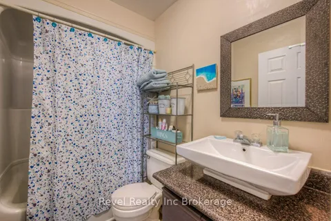 64 Hiawatha Road, Woodstock, ON N4T 1P4