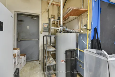 1275 KENSINGTON Parkway, Brockville, ON K6V 6C3