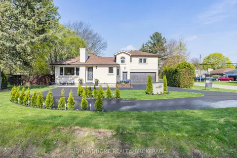 347 Mapledene Drive, Hamilton, ON L9G 2K3