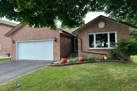 984 Ambleside Crescent, ON K7P 2B7