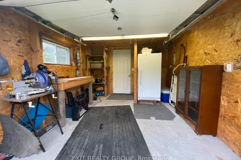 87 Bernard Long Road, ON K8V 5P6
