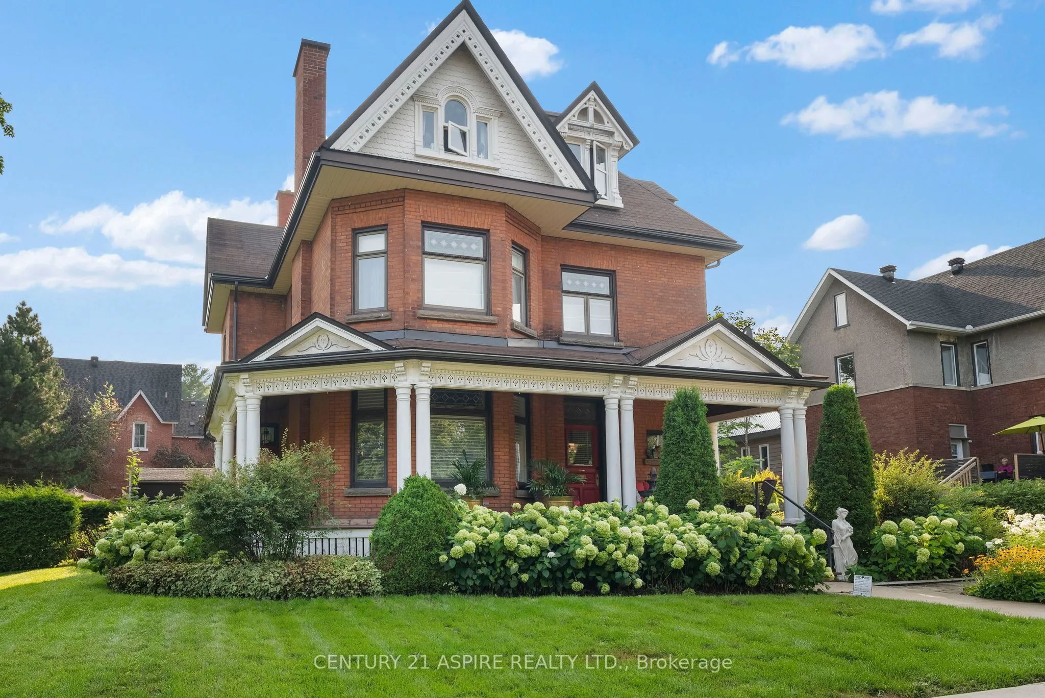 307 Maple Avenue, Pembroke, ON K8A 1L8