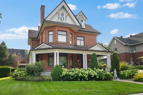 307 Maple Avenue, Pembroke, ON K8A 1L8