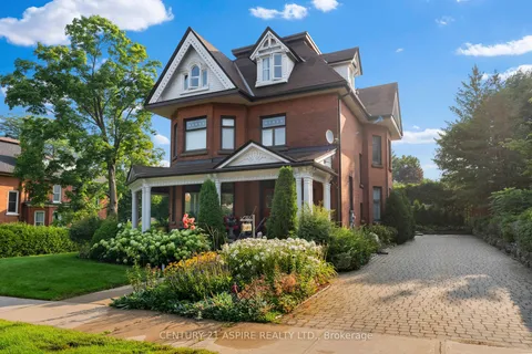 307 Maple Avenue, Pembroke, ON K8A 1L8