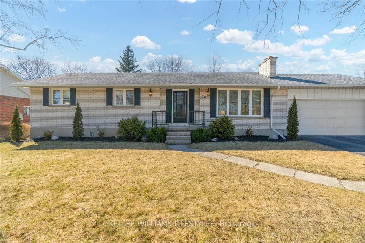 20 PARK Lane, Lambton Shores, ON N0N 1J0