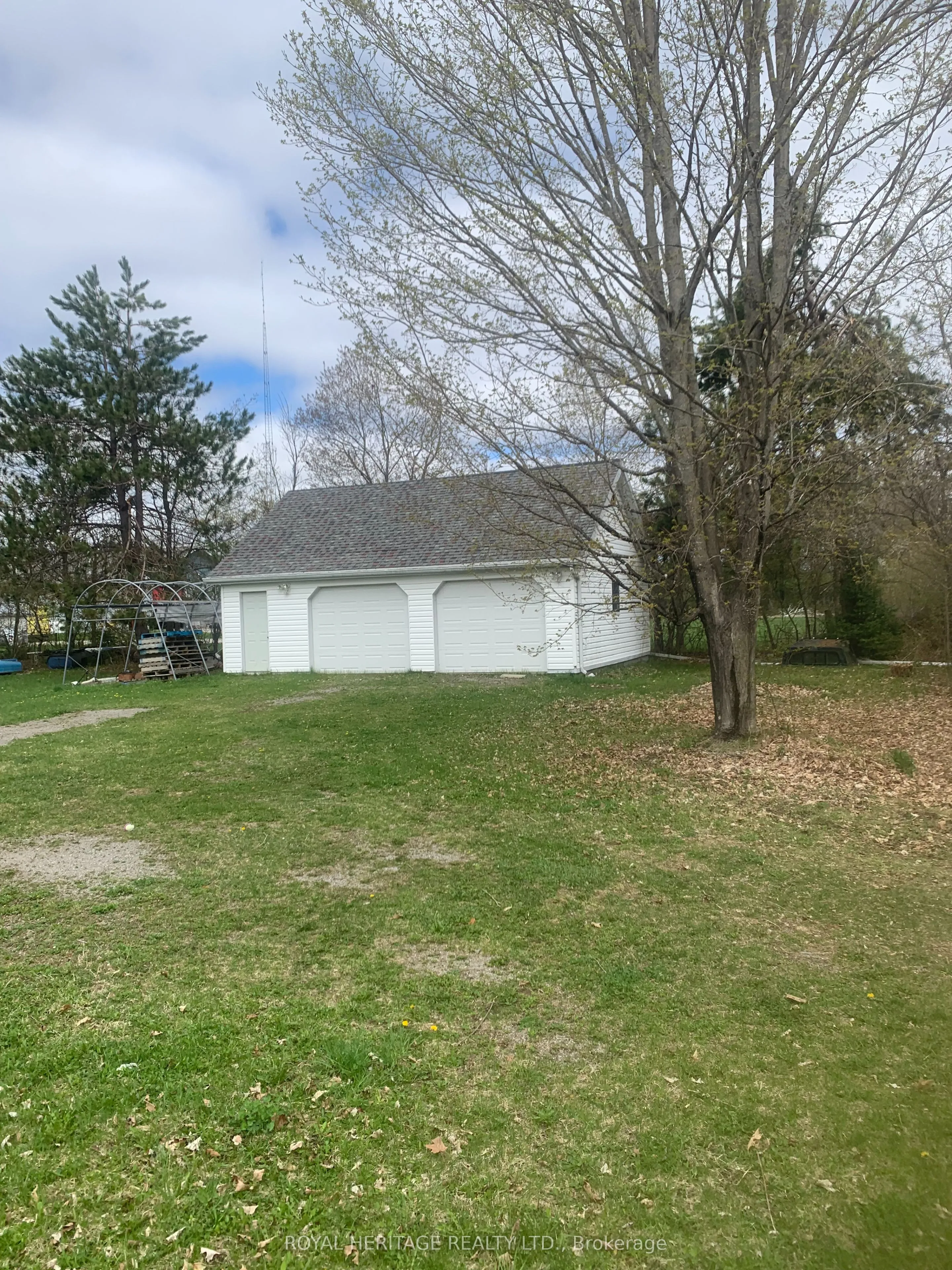 10 Coronation Drive, Kawartha Lakes, ON K0M 1A0