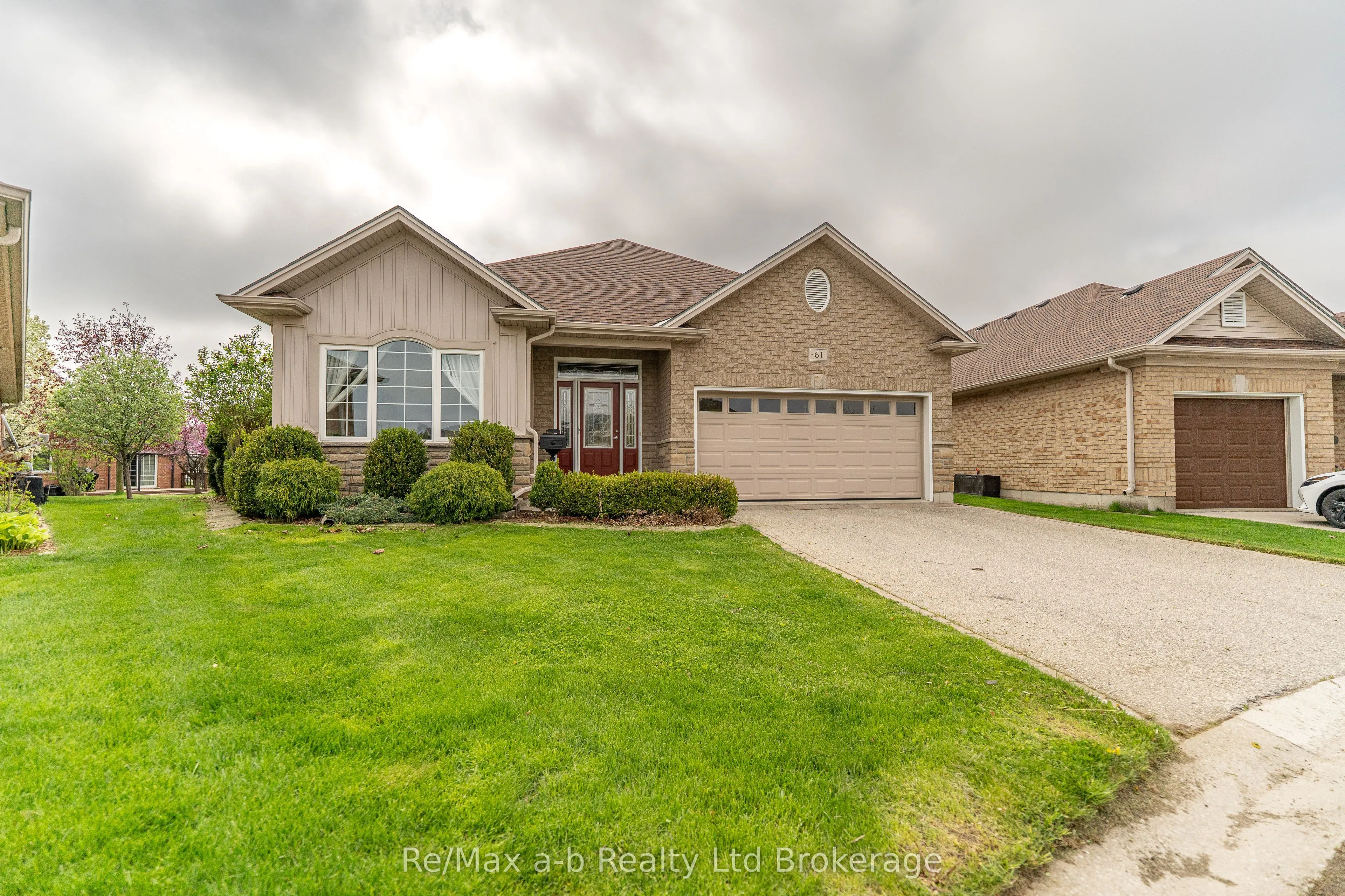 61 Jones Crescent, ON N4G 5X5