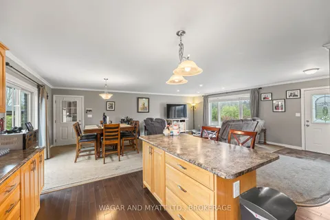 93 Henry Street, Greater Napanee, ON K7R 3A6