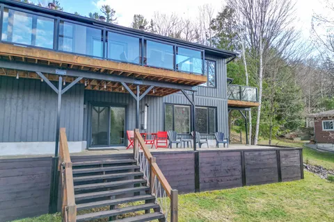 155 WEST PENINSULA Road, North Bay, ON P1B 8G4