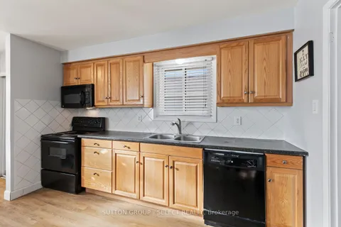 20 Dow Road, London South, ON N6E 1E9