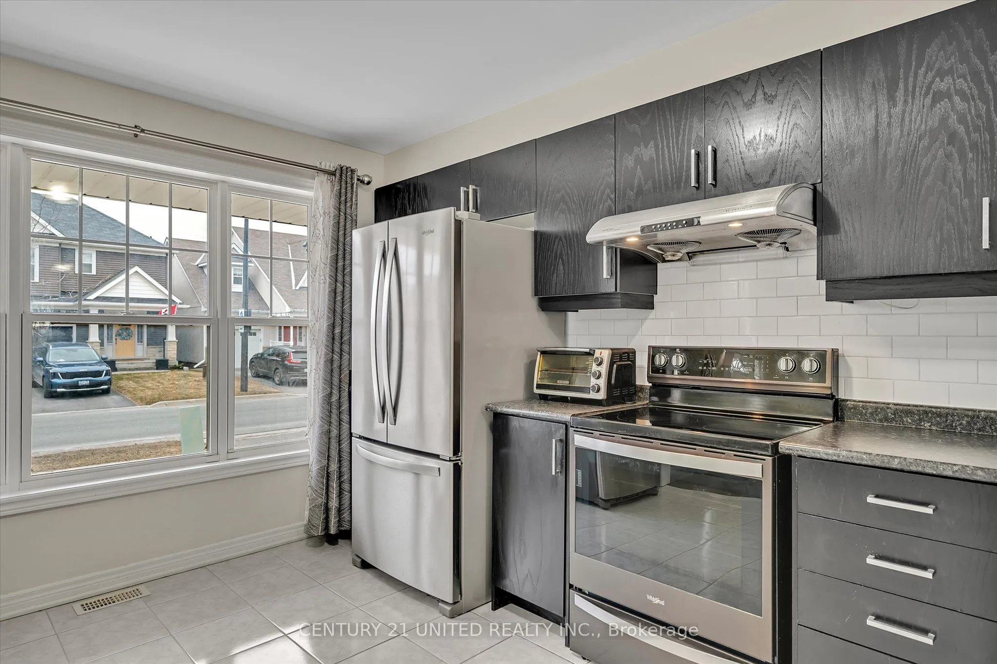 561 Grange Way, Peterborough North, ON K9H 0G7