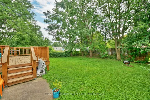 6100 Sidney Street, Niagara Falls, ON L2E 3A1