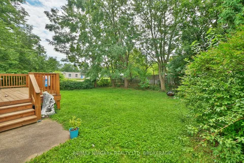 6100 Sidney Street, Niagara Falls, ON L2E 3A1
