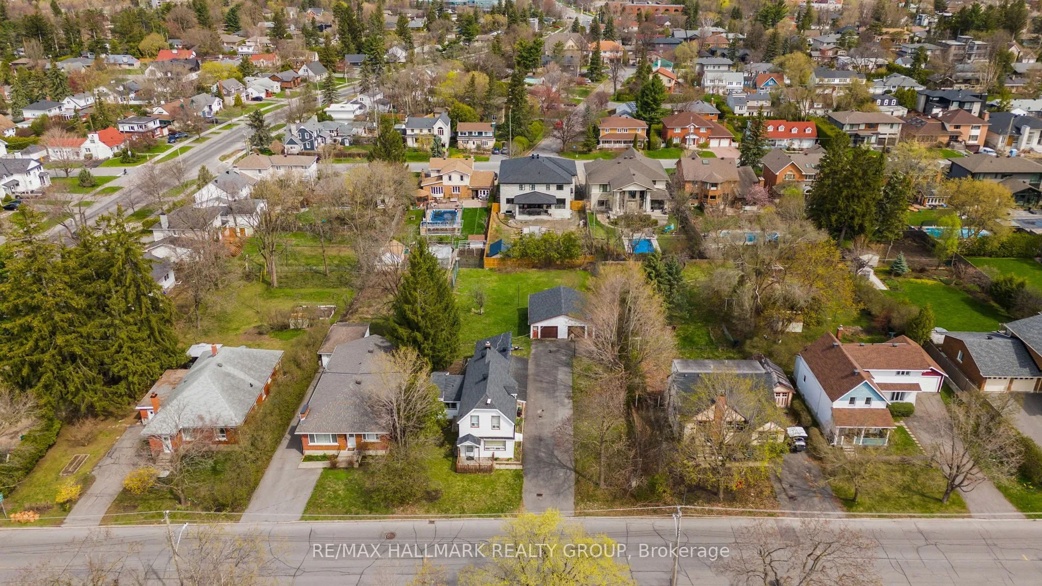 279/285 Pleasant Park Road, Alta Vista and Area, ON K1H 5M7