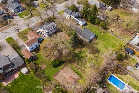 279/285 Pleasant Park Road, Alta Vista and Area, ON K1H 5M7