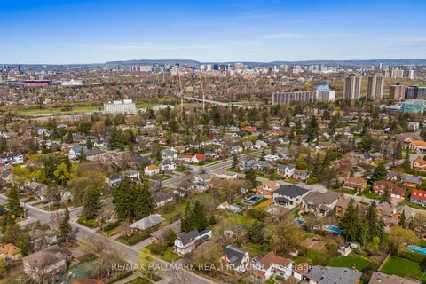 279/285 Pleasant Park Road, Alta Vista and Area, ON K1H 5M7