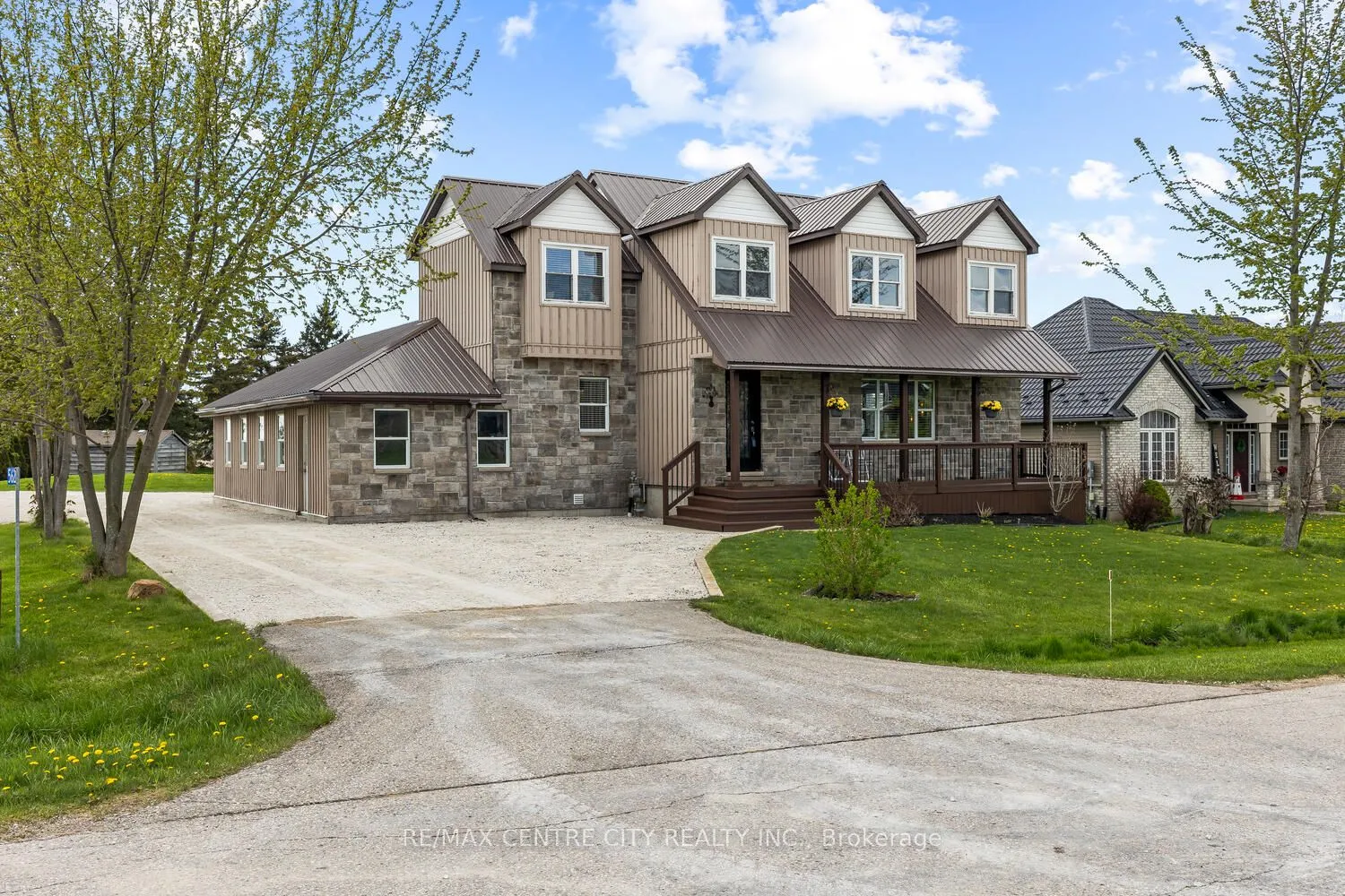5623 Chriselle Place, Lucan Biddulph, ON N0M 2J0