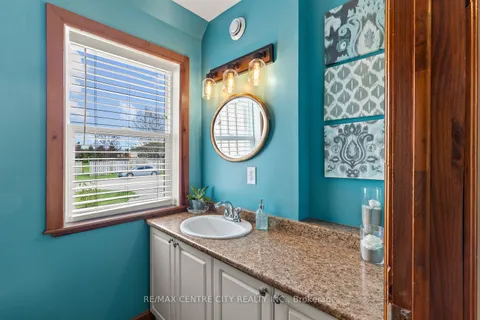 5623 Chriselle Place, Lucan Biddulph, ON N0M 2J0
