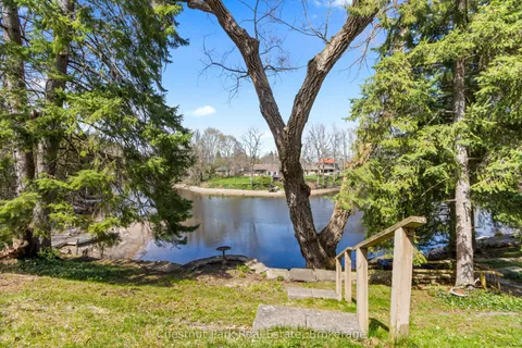 190 4th Street, ON N4K 3J9