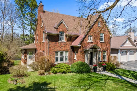 190 4th Street, ON N4K 3J9