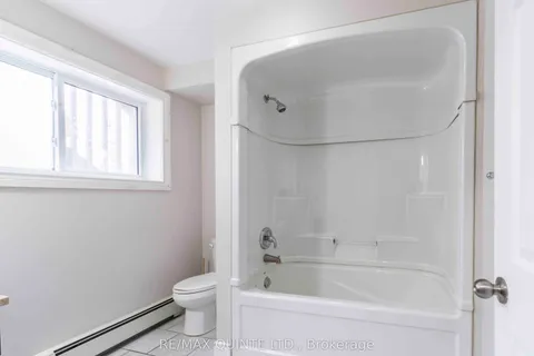 59 North Front Street, ON K8P 3B2