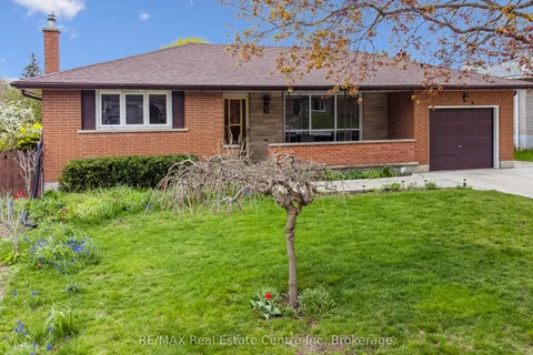 9 Flanders Road, Guelph, ON N1G 1V8