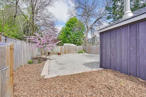 922 Queens Avenue, ON N5W 3H8