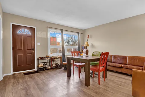 1660 Hansuld Street, London East, ON N5V 1Y7
