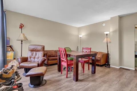 1660 Hansuld Street, London East, ON N5V 1Y7
