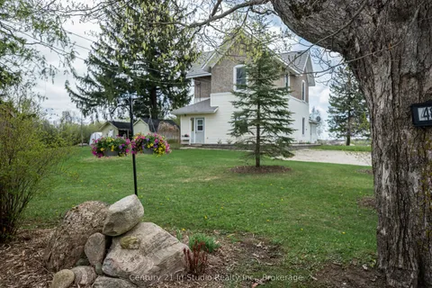 489 Lambton Street, West Grey, ON N0G 1R0