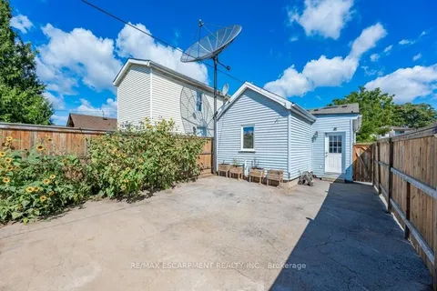 196 Picton Street, Hamilton, ON L8L 3W9