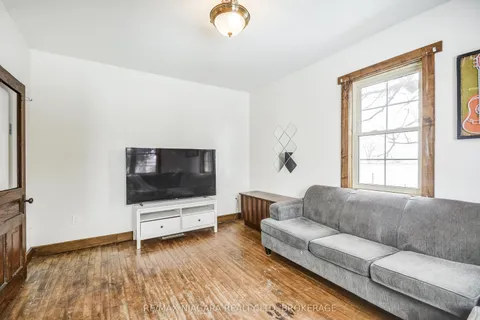 298 Dickhout Road, Haldimand, ON N0A 1K0