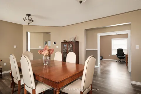 1403 Ireland Drive, Peterborough West, ON K9K 0A7