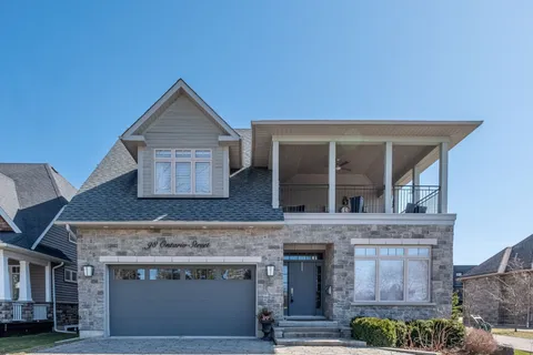 98 Ontario St Street, ON K9A 3B3