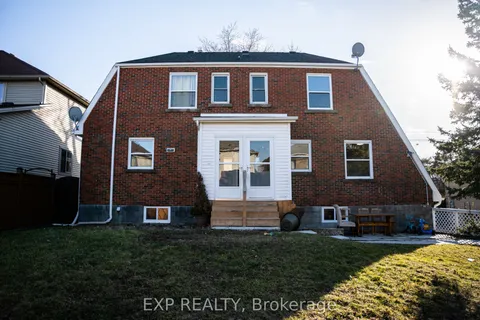 250 Highland Road, Hamilton, ON L8J 3T7
