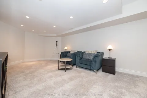 44 Bayshore Drive, Petawawa, ON K8H 3R7